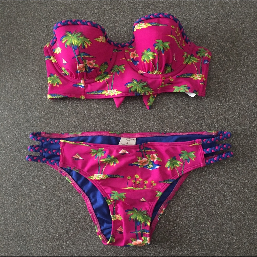 Hollister Hot Pink Palm Tree Bikini Swim Suit Size XS with B/C Cup EUC